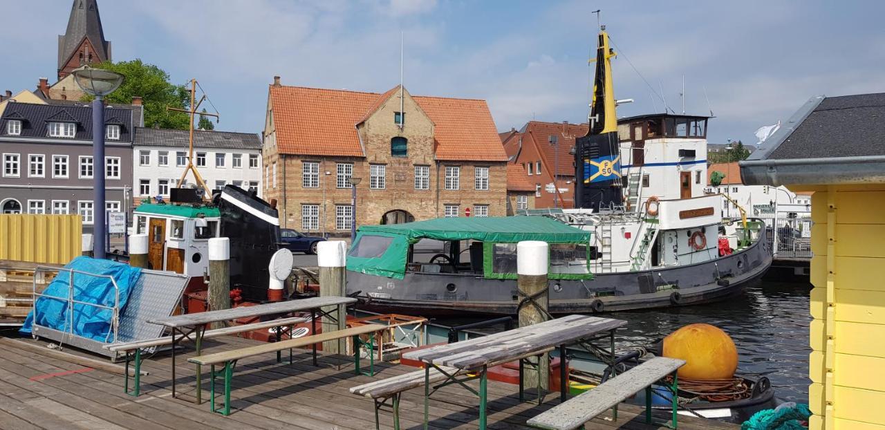 Апартаменти Kapitainskoje Direkt Am Hafen Flensburgs Екстер'єр фото