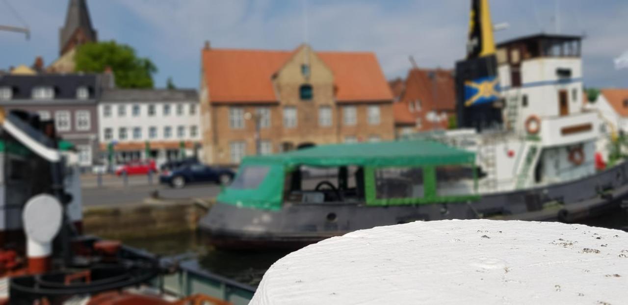 Апартаменти Kapitainskoje Direkt Am Hafen Flensburgs Екстер'єр фото